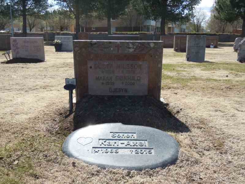 Grave number: 1 NR    40