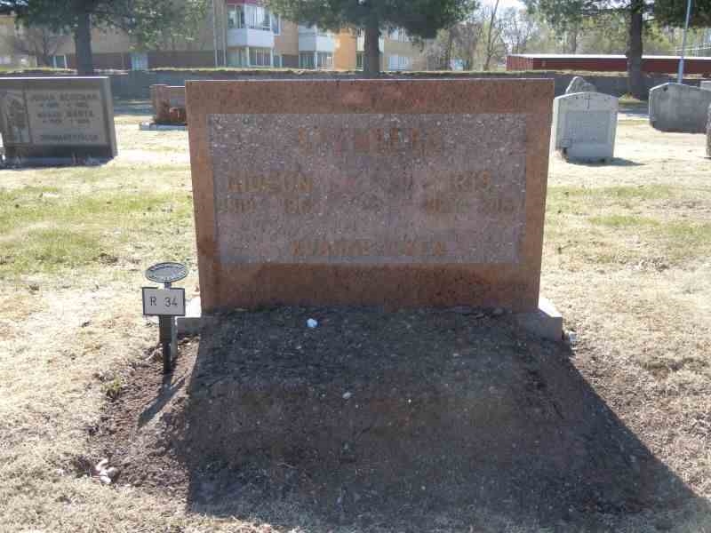 Grave number: 1 NR    34