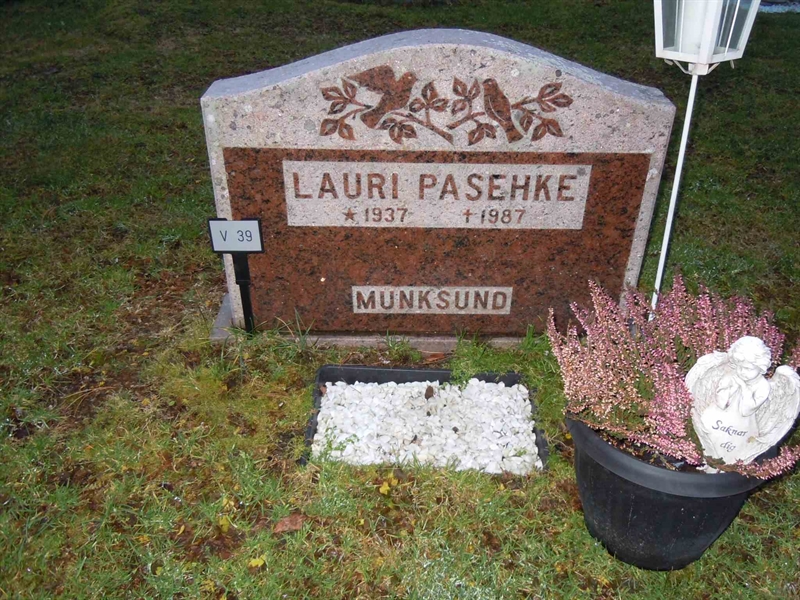 Grave number: 1 NV    39