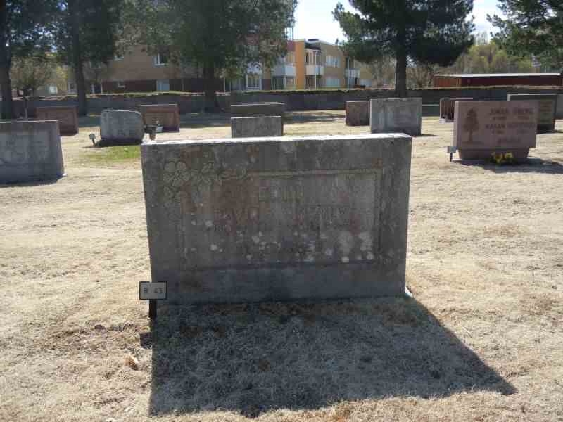 Grave number: 1 NR    43