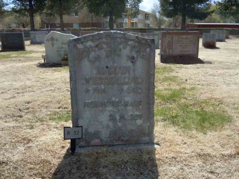 Grave number: 1 NR    52