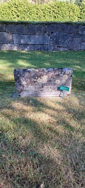 Grave number: 4 A    31-32