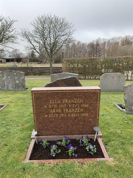 Grave number: SÖ K    54