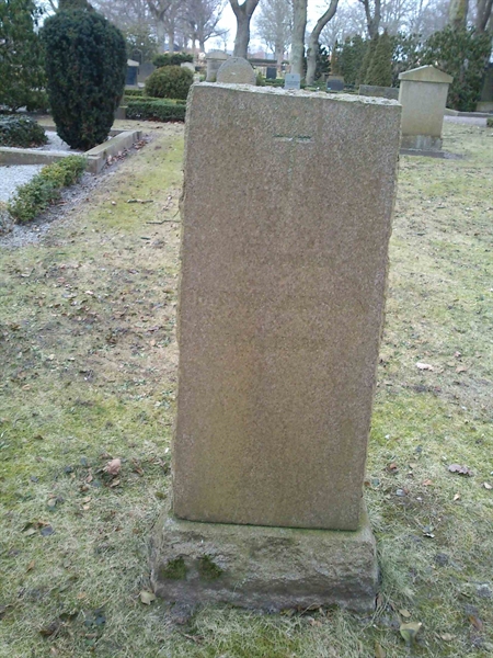Grave number: Kg XI    51