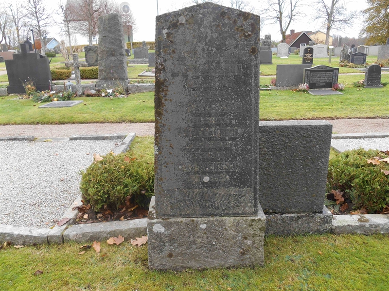 Grave number: Vitt G09   179, 180, 181, 182