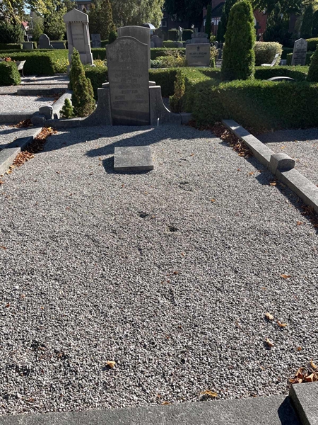 Grave number: VK II    99