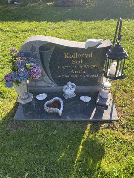 Grave number: G 26   107-108