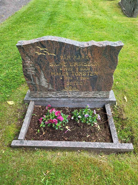 Grave number: Jä 04    98-99