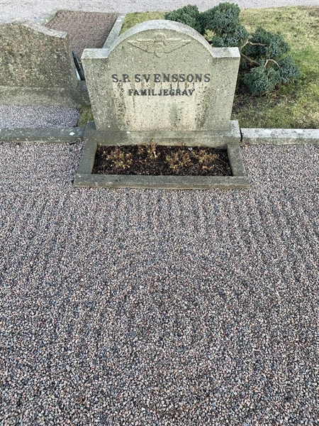 Grave number: SÖ E   147, 148, 149