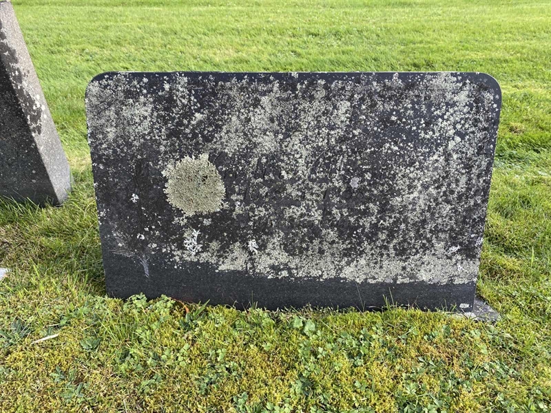 Grave number: 4 Me 09    12