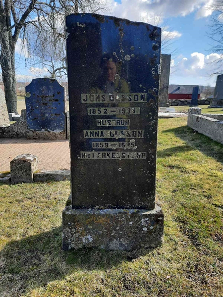 Grave number: OG N    18-20