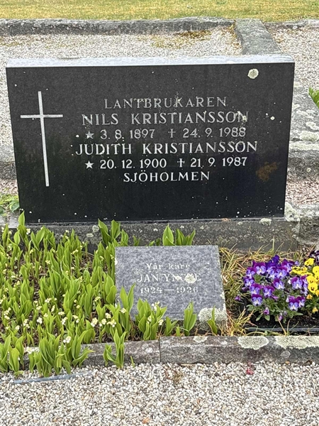 Grave number: SKF A   134, 135, 136