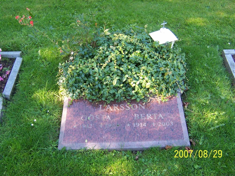 Grave number: 1 3 U1   159