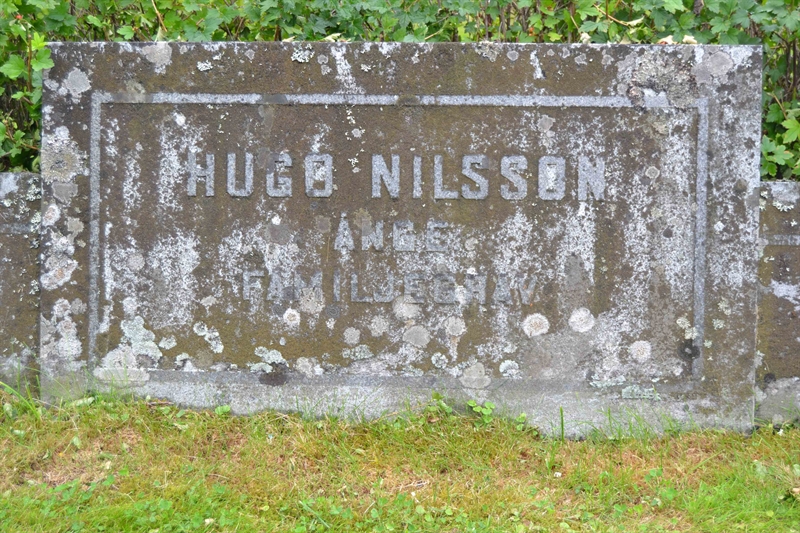 Grave number: 1 M   862