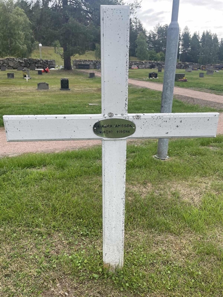 Grave number: 001 1 5  6672
