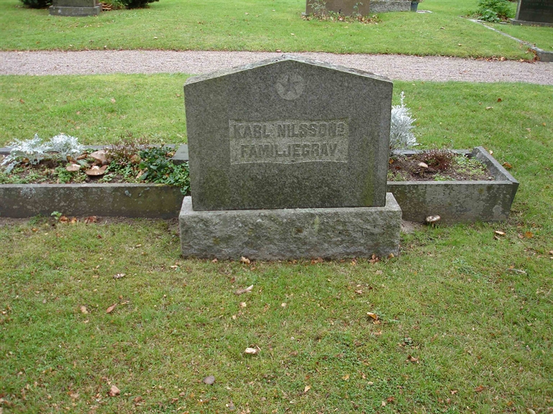 Grave number: HK B    48, 49