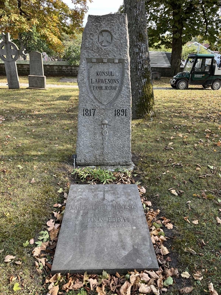 Grave number: Ö 18     2.A-D