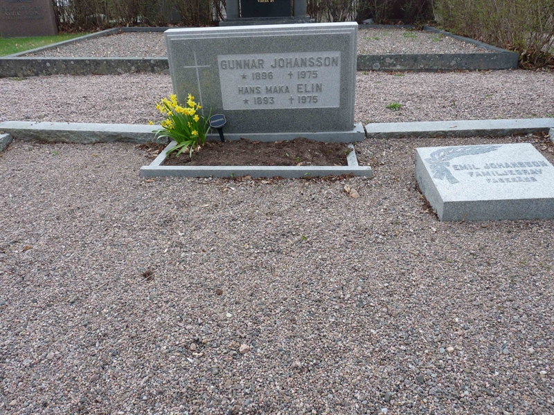 Grave number: LE 1   65