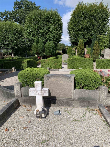 Grave number: NK VIII    25