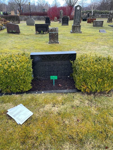 Hautatunnus: 1 G   273, 274