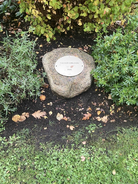 Grave number: 1 3 KGP1     8