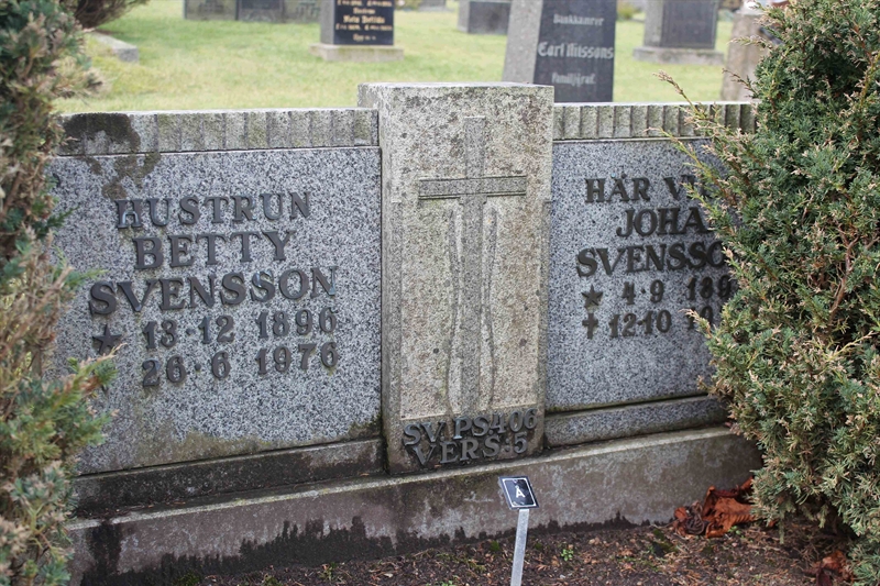 Grave number: ÖKK 6   381