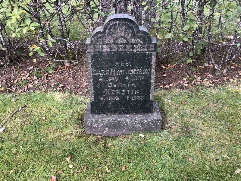 Grave number: 20 D    29-30