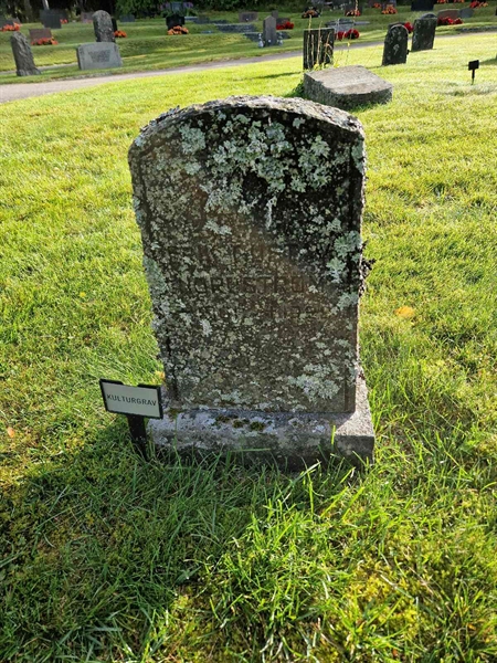 Grave number: 2 KV.4   117