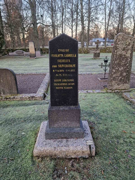 Hautatunnus: 3 S C    12