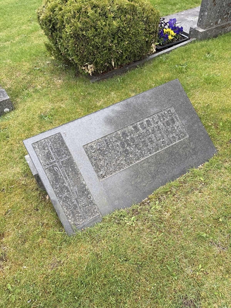 Grave number: SKF B    56, 57