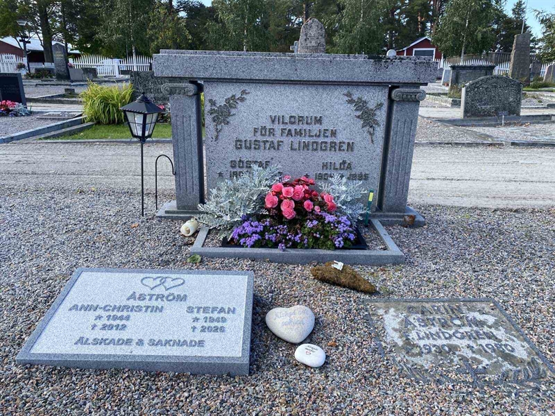 Gravnummer: 2 06   106