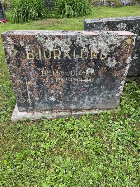 Grave number: N 4 4   637b