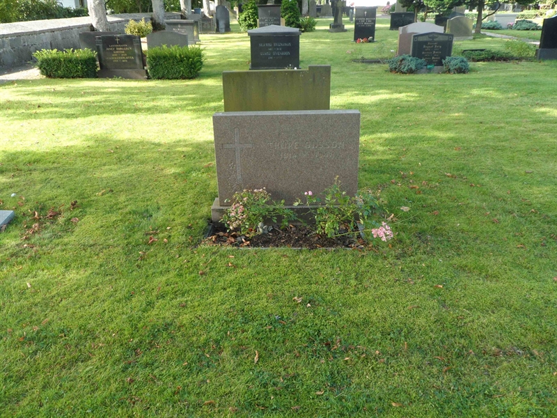 Grave number: SK G    29, 30