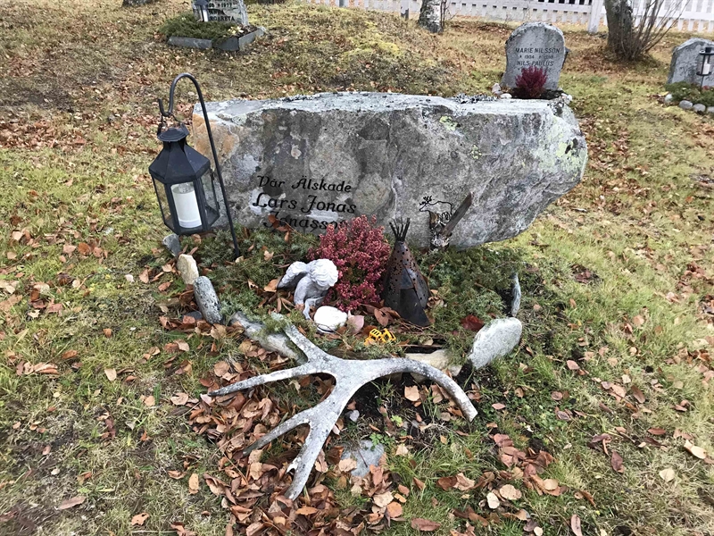 Grave number: VA C    12