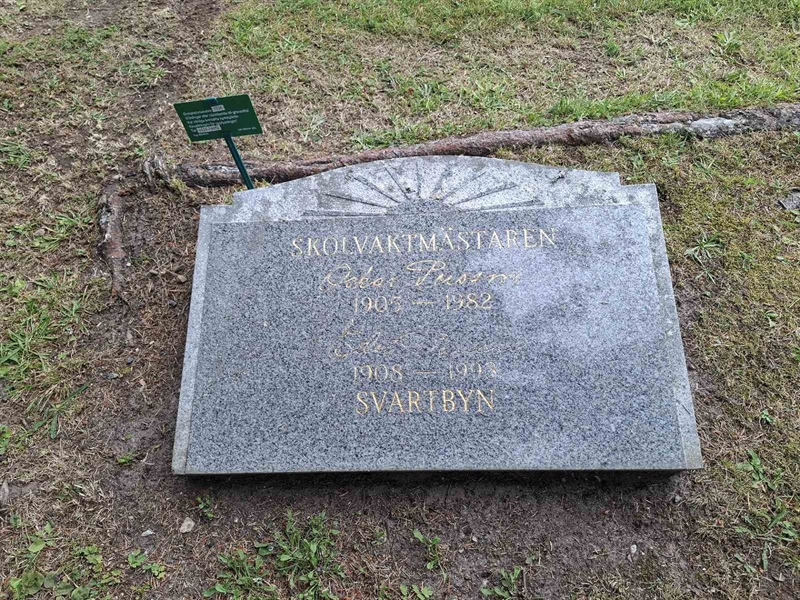 Grave number: 001 2  1533