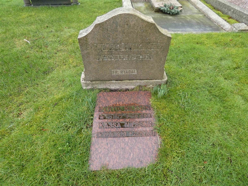 Grave number: BR G   275