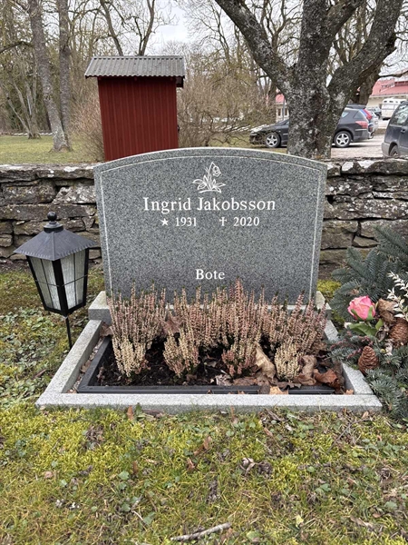 Grave number: G A 98