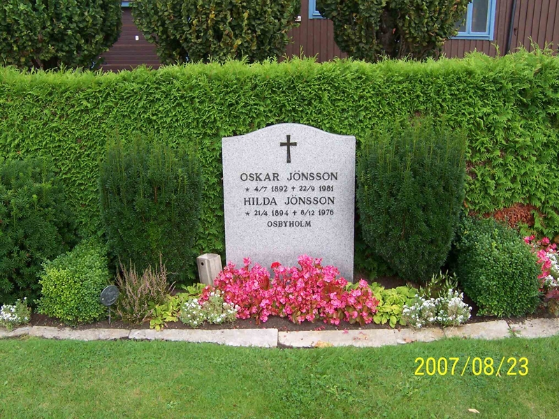 Grave number: 1 5B    11, 12