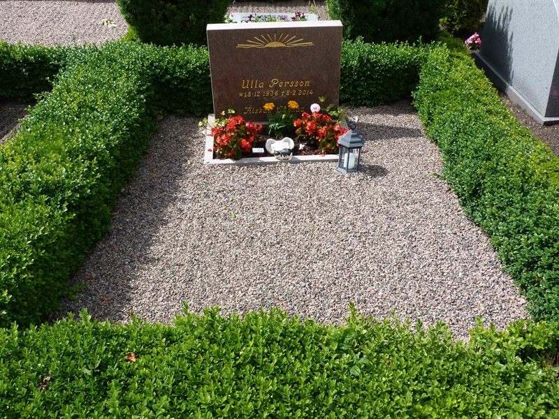 Grave number: VK E    33