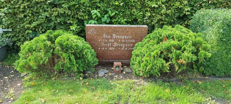 Grave number: SK 2 05 1204, 1205