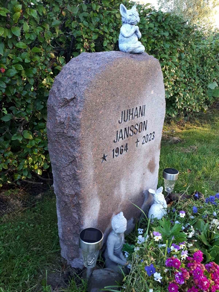 Gravnummer: NK F D   518