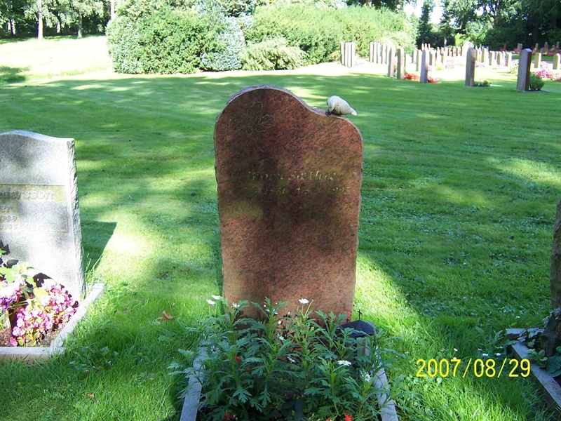 Grave number: 1 3 U2    42