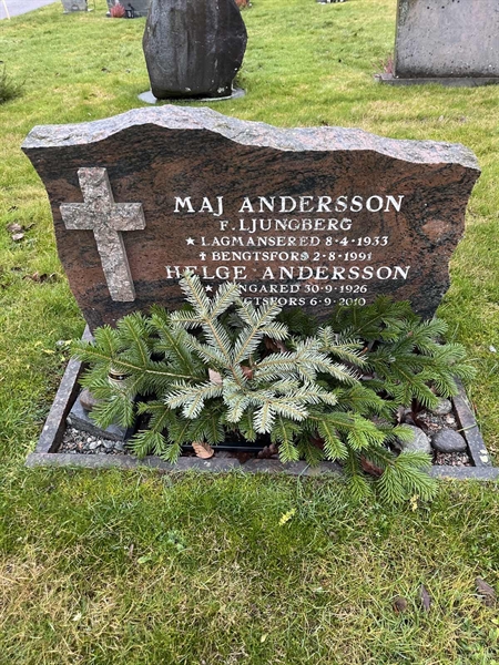 Grave number: Ärt 60 29    19+20