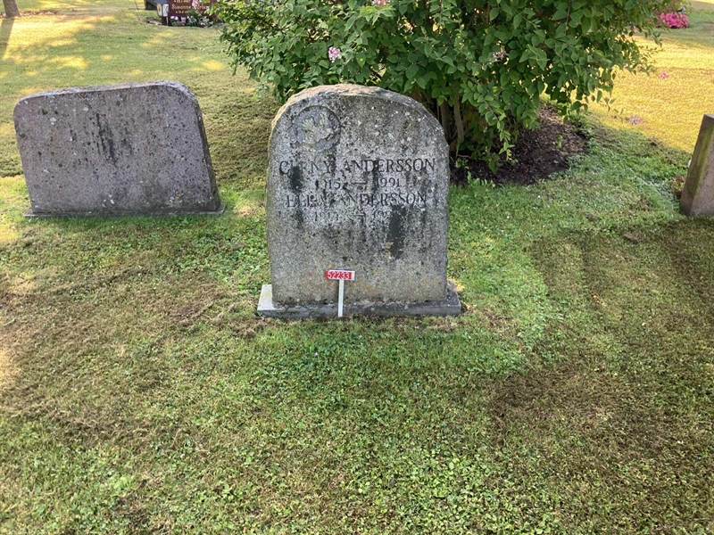 Grave number: R 02   312, 313