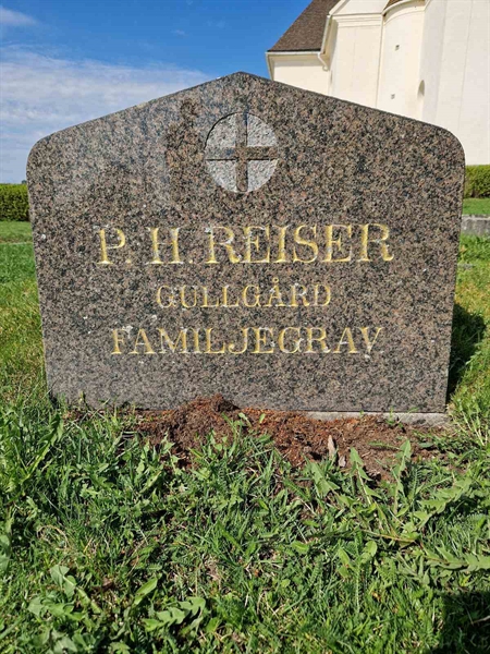 Grave number: 501 04 507-509