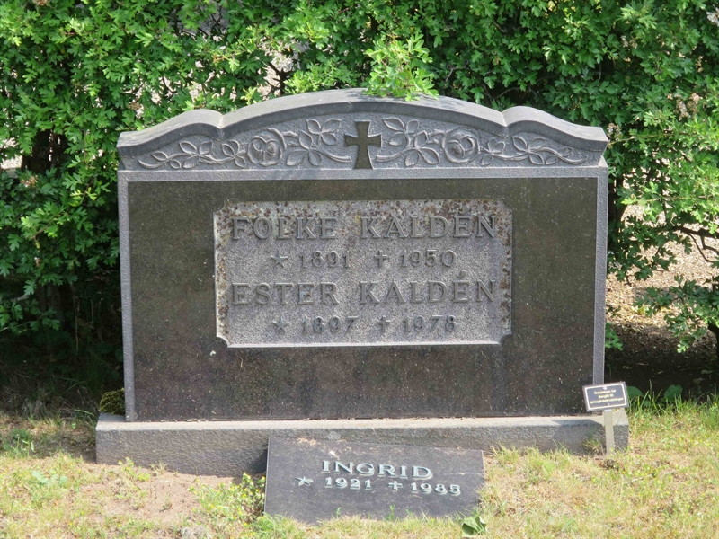 Grave number: HÖB 37    29