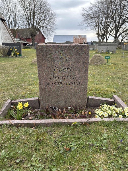 Grave number: GE 196