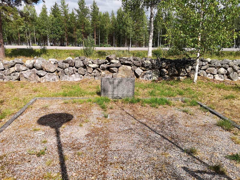 Hautatunnus: SK J     3