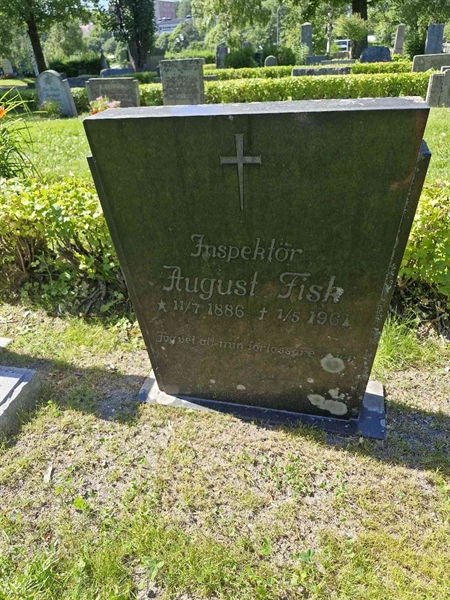 Grave number: 1 FRID 32