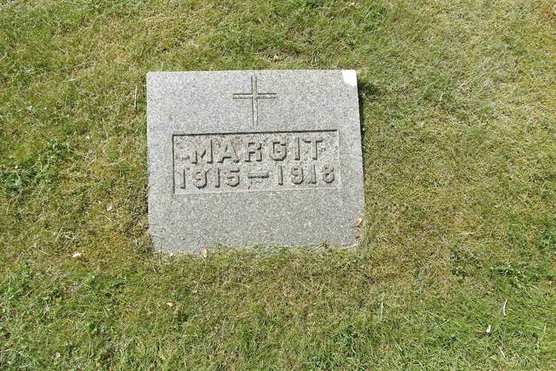 Grave number: 01 C   356